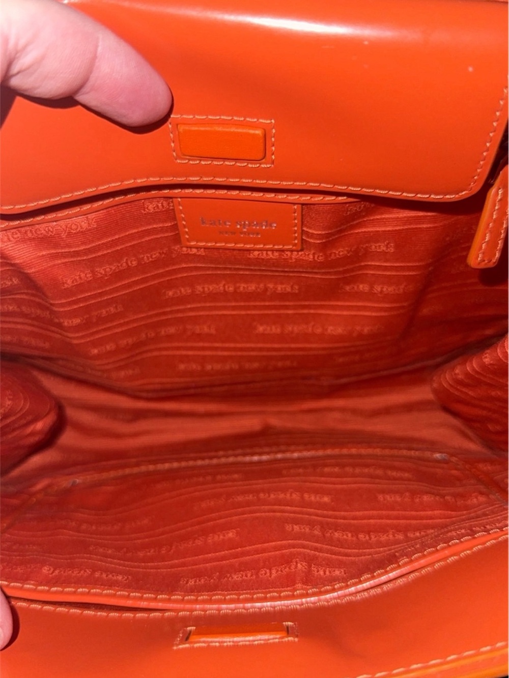 NWOT Kate Spade New York Orange Patent Crossbody Bag - Picture 3 of 3